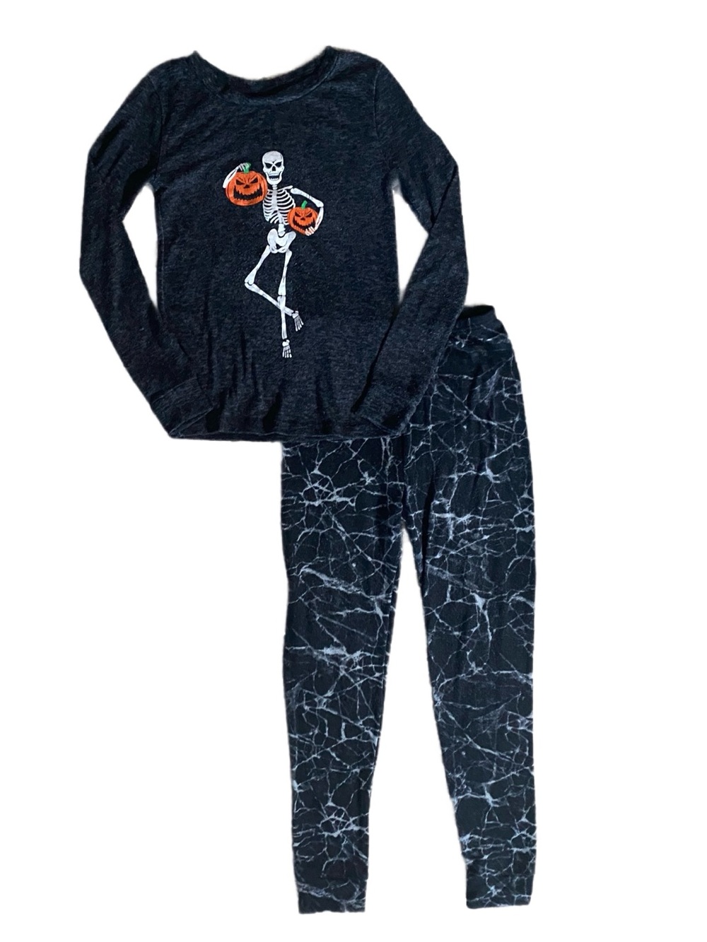 Trick or Treat Sleep Skeleton Halloween Pajamas Size 8